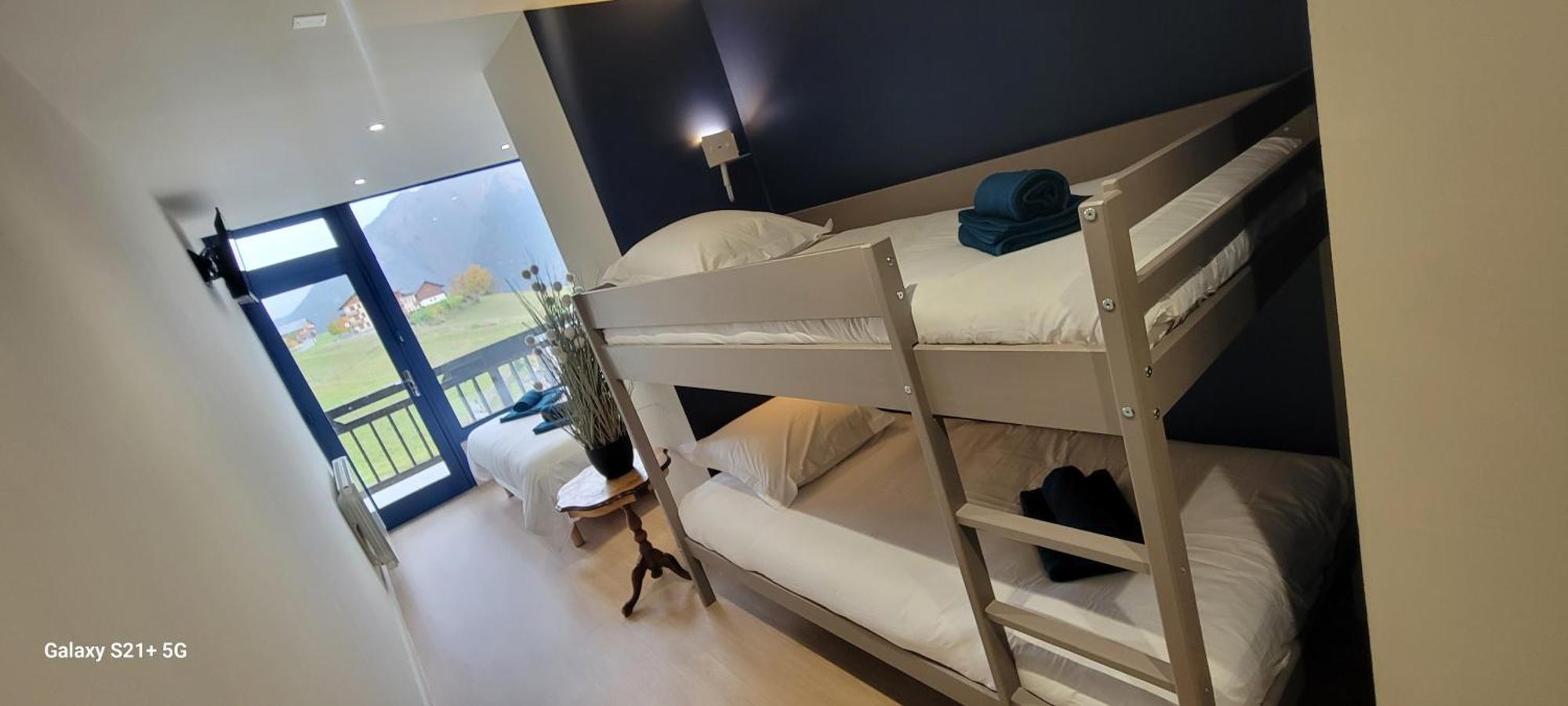 Hotel La Rua อัลบิเยซ์-มงต์รงด์ ภายนอก รูปภาพ